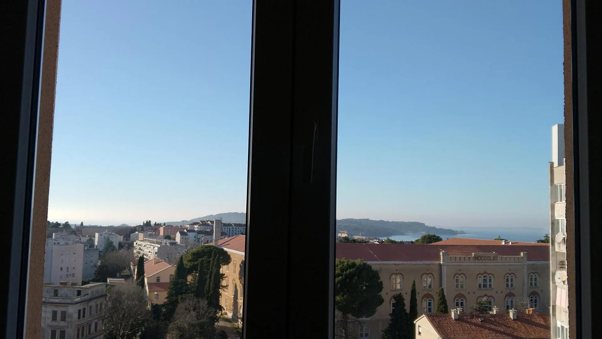 Rise And Shine! Apartment Pula Croatia